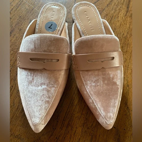 Coach nova deals loafer